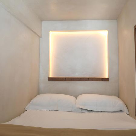 Z Art Hotel Krujë Eksteriør bilde